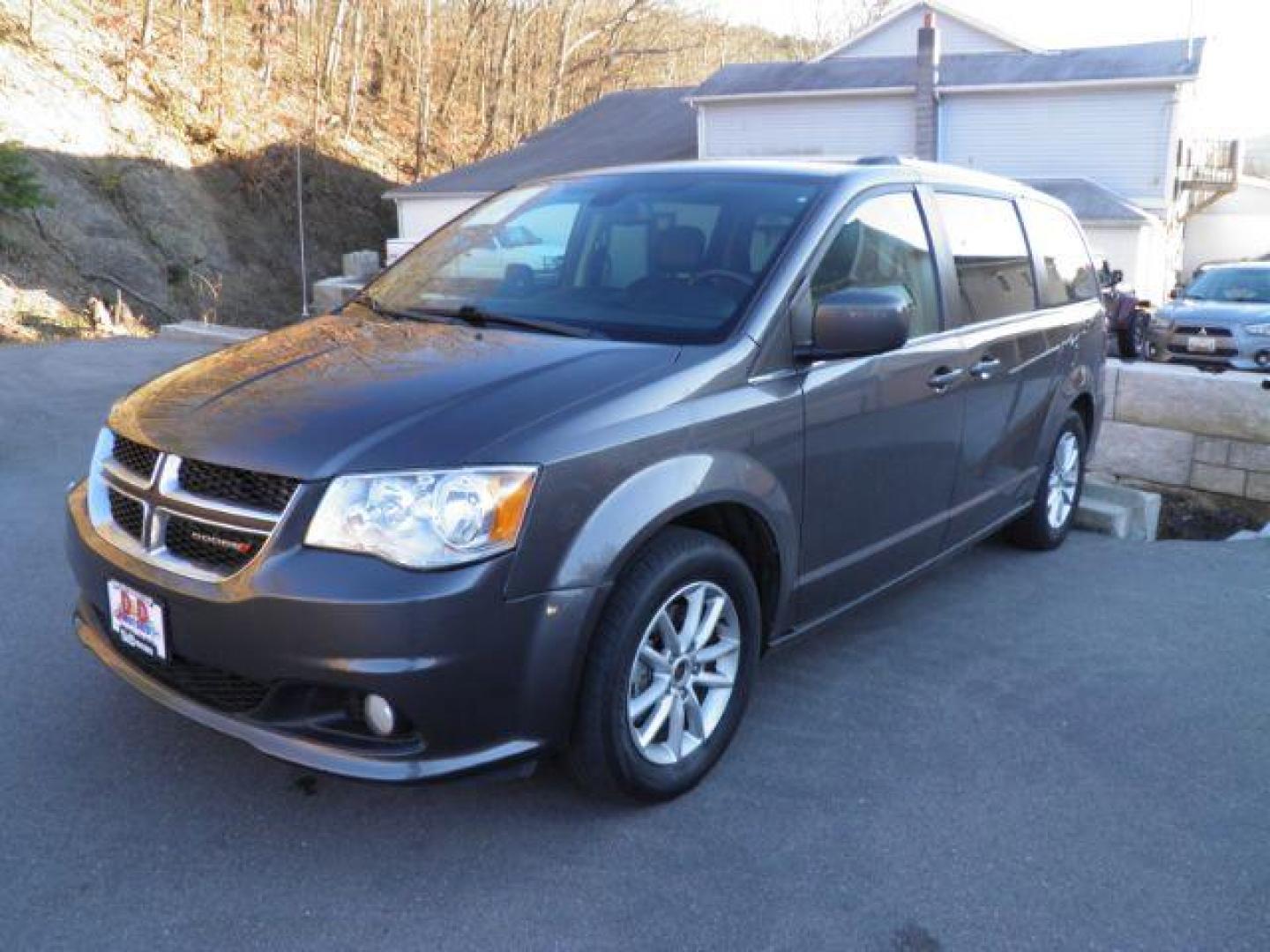 2020 GRAY DODGE G CARAVAN SXT (2C4RDGCG3LR) with an 3.6L V6 engine, AT transmission, located at 15520 McMullen Hwy SW, Belair, MD, 21502, (301) 729-3700, 39.581375, -78.846451 - Photo#0